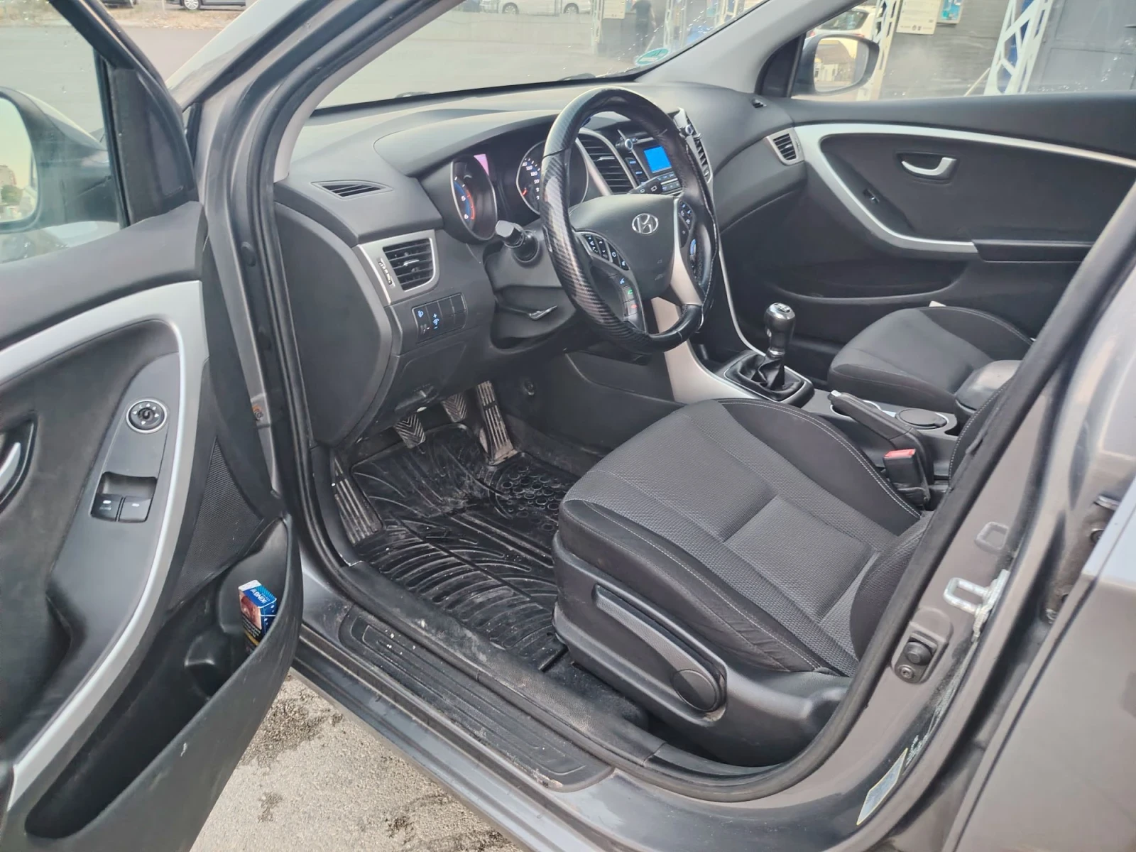Hyundai I30 1.6 crdi-110kc., снимка 9 - Автомобили и джипове - 55866142