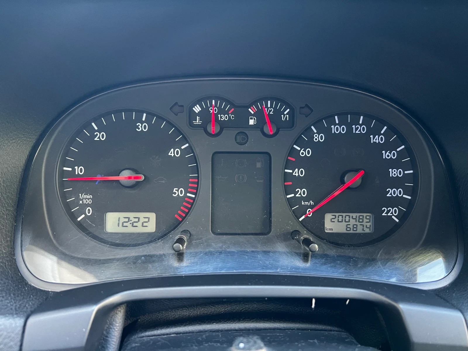 VW Golf 1.9 tdi 90 к.с., снимка 10 - Автомобили и джипове - 56127513