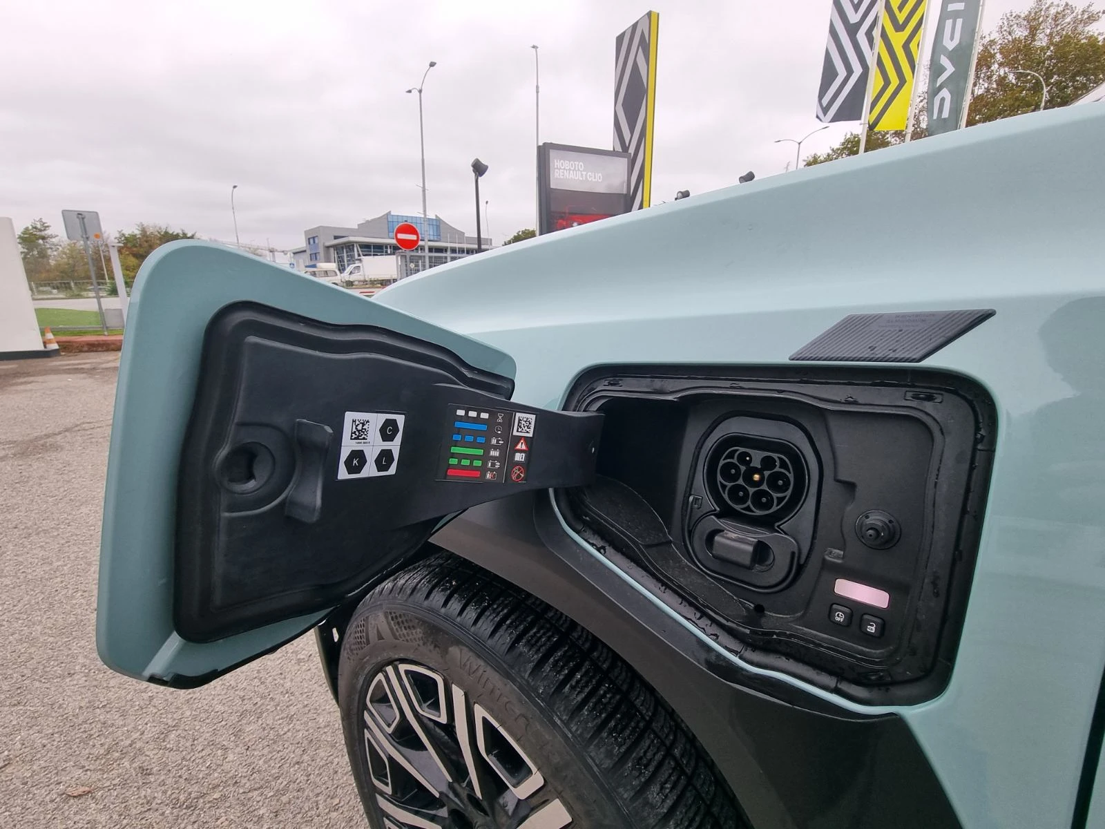 Renault 4 Iconic E-tech EV150 52kWh | Mobile.bg � ����������� 9