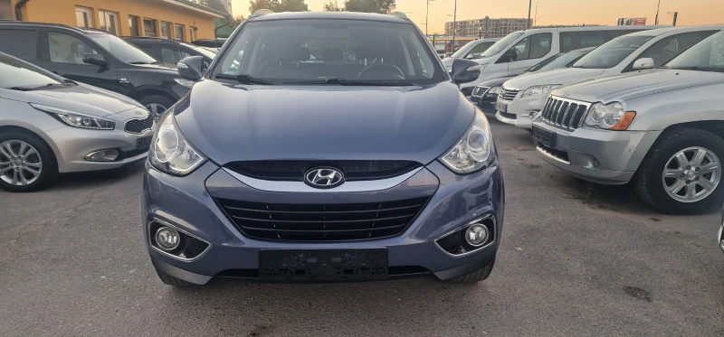 Hyundai IX35 2.0i Нави Кожа keyless Kамера, снимка 2 - Автомобили и джипове - 47402985