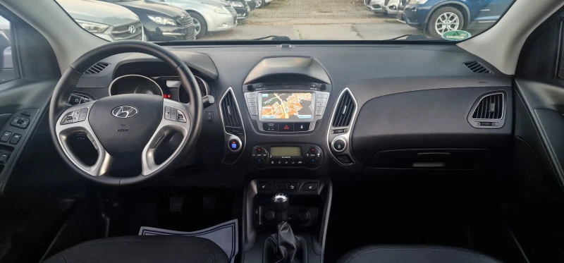 Hyundai IX35 2.0i Нави Кожа keyless Kамера, снимка 13 - Автомобили и джипове - 47402985