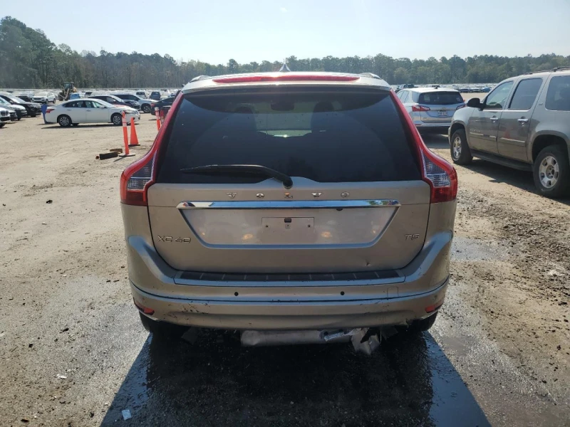 Volvo XC60 T5 PREMIER, снимка 6 - Автомобили и джипове - 47528092