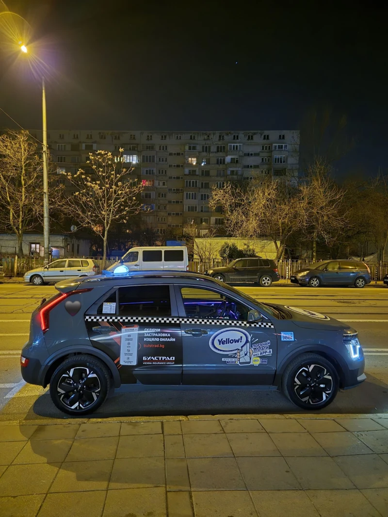 Kia Niro EV, снимка 2 - Автомобили и джипове - 48438638