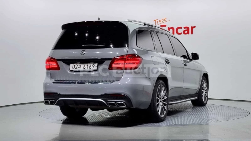 Mercedes-Benz GLS 63 AMG, снимка 2 - Автомобили и джипове - 48716407