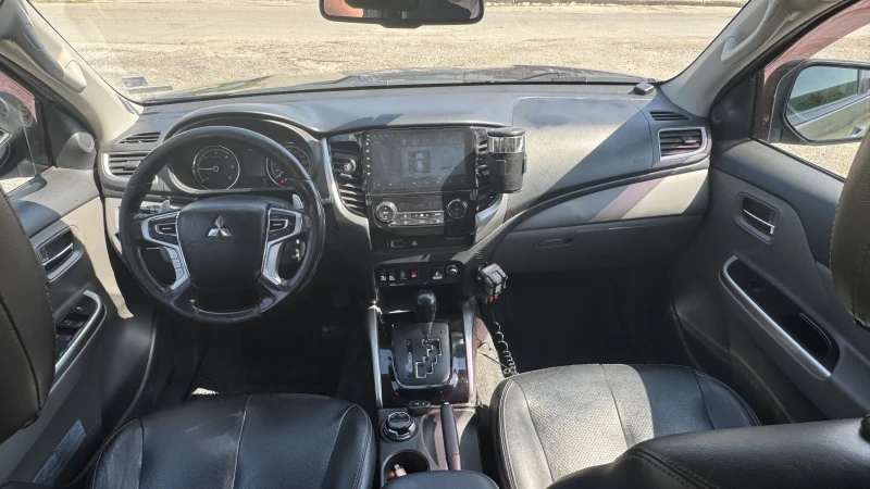 Mitsubishi L200 2.4 D 180 K.C , снимка 6 - Автомобили и джипове - 51501794