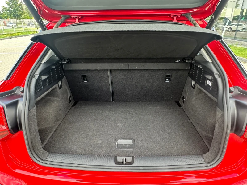 Audi Q2 1.5 TSI 150hp , снимка 14 - Автомобили и джипове - 51305510