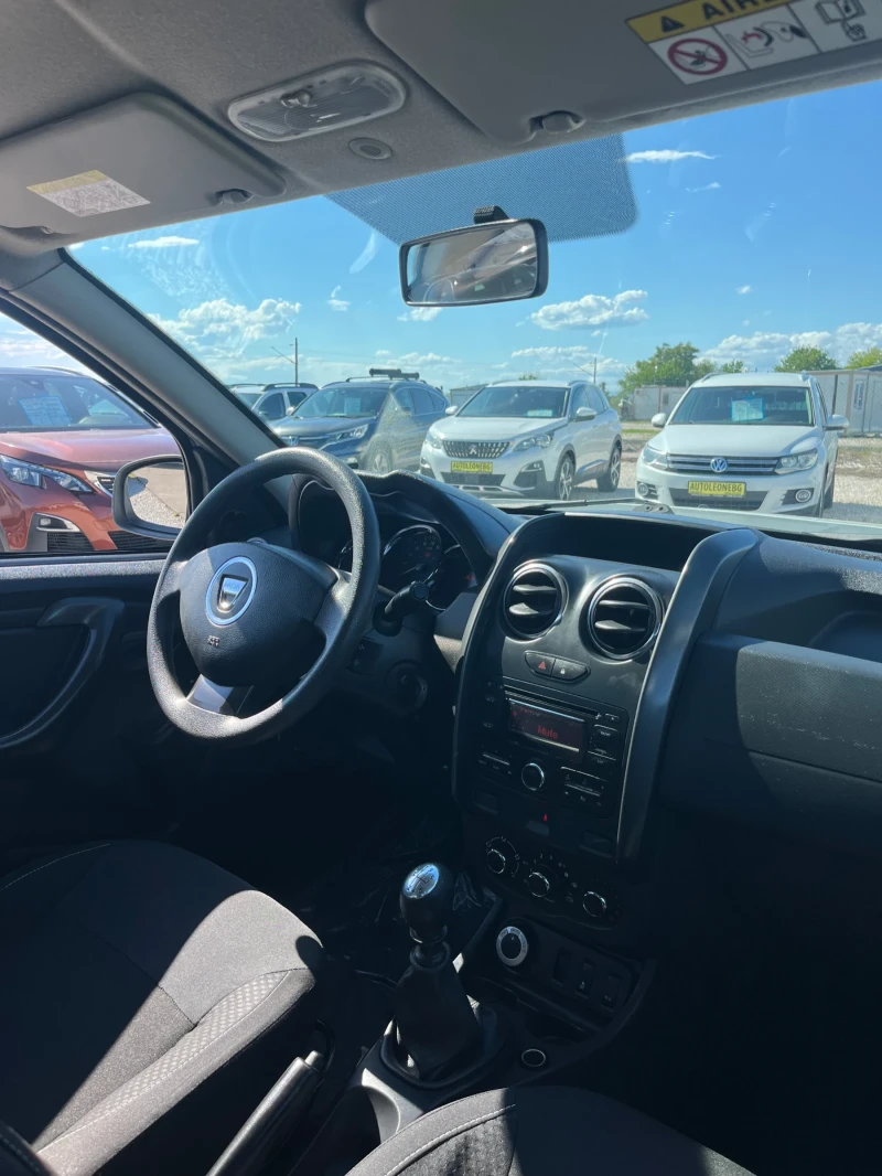 Dacia Duster 1.5 dCI 4x4, снимка 8 - Автомобили и джипове - 52366369