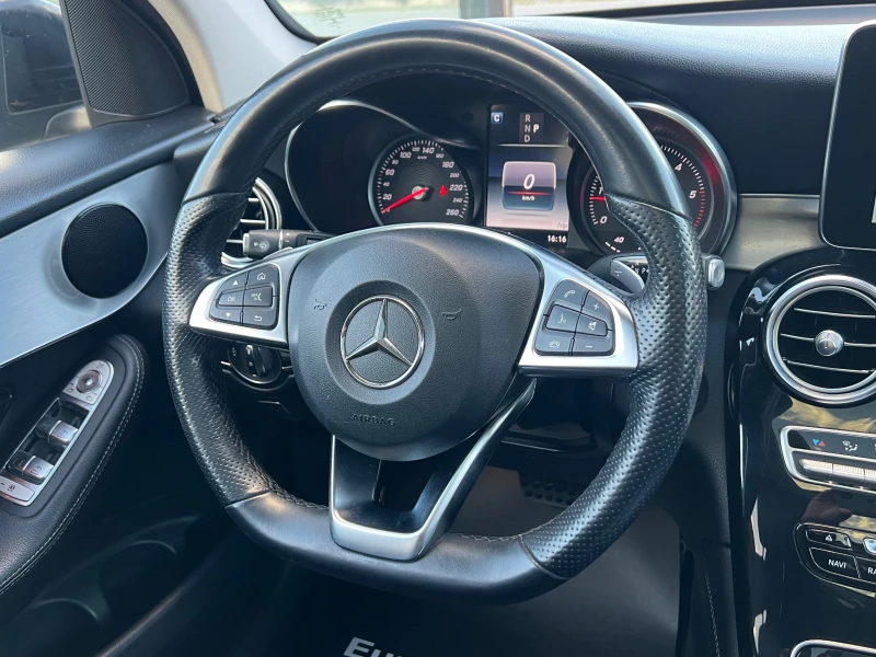 Mercedes-Benz GLC 250d, 9G, 4-MATIC, AMG LINE, NIGHT PACK, PANO, CAM, снимка 11 - Автомобили и джипове - 52504258