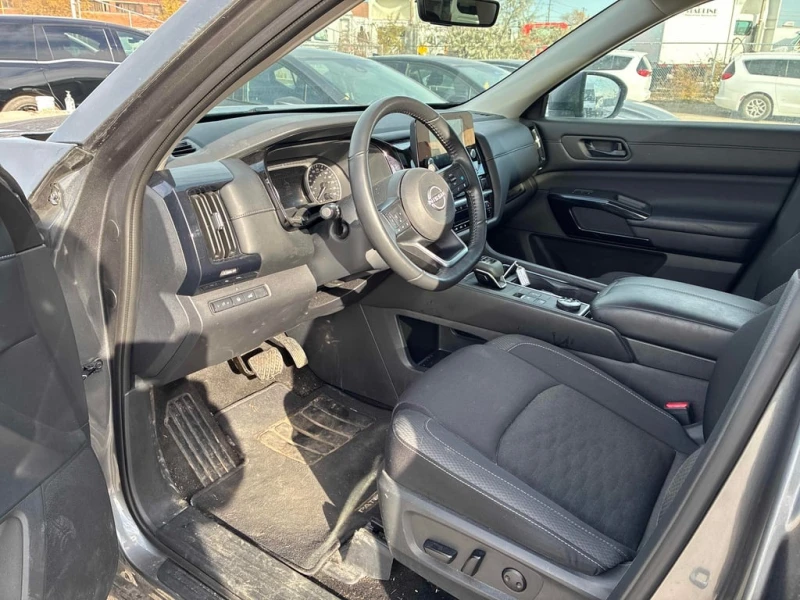 Nissan Pathfinder * 4WD * CARFAX * БЕЗ ПЪРВОНАЧАЛНА ВНОСКА, снимка 5 - Автомобили и джипове - 52941002