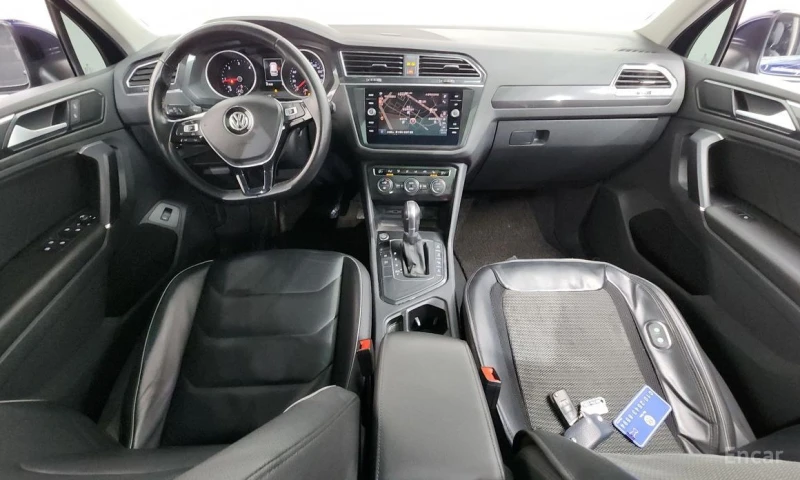 VW Tiguan, снимка 7 - Автомобили и джипове - 52962163