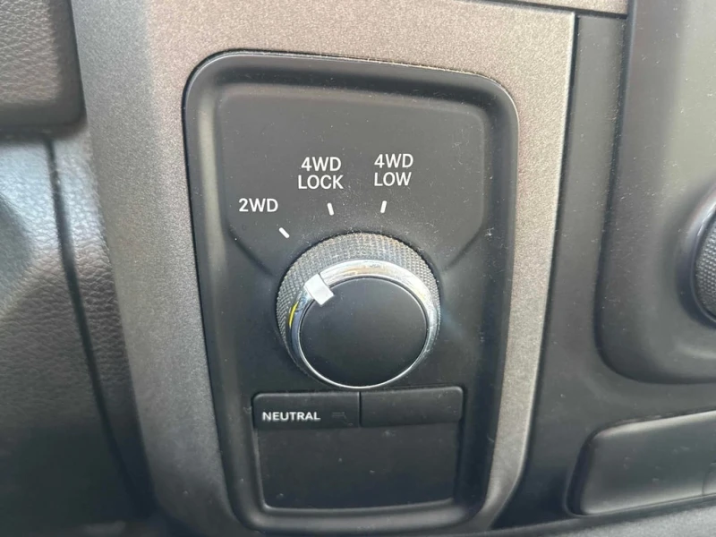 Dodge RAM 1500 * Express * CARFAX * БЕЗ ПЪРВОНАЧАЛНА ВНОСКА, снимка 15 - Автомобили и джипове - 53004207