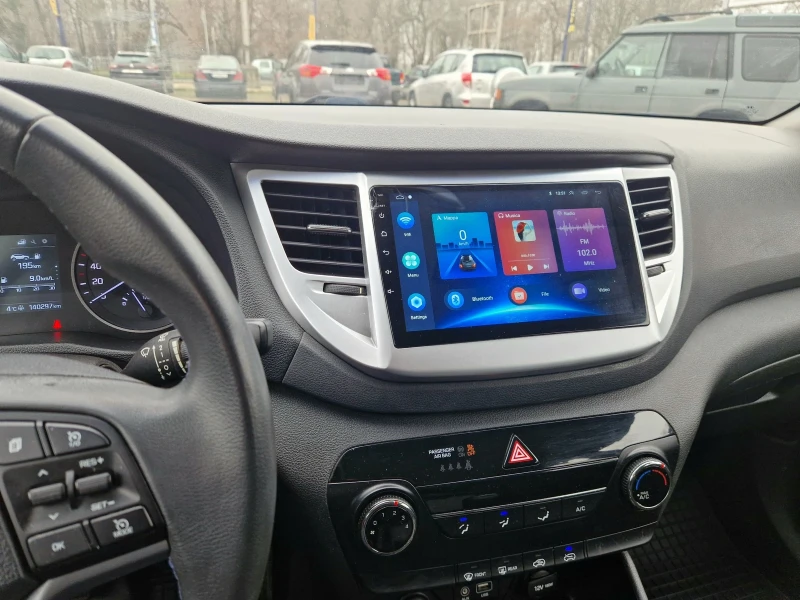 Hyundai Tucson 1.7 CRDI* 116кс/6ск, снимка 12 - Автомобили и джипове - 53203685