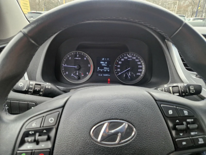 Hyundai Tucson 1.7 CRDI* 116кс/6ск, снимка 11 - Автомобили и джипове - 53203685