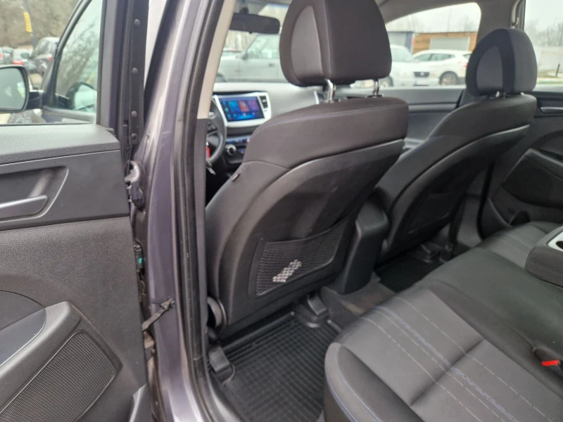 Hyundai Tucson 1.7 CRDI* 116кс/6ск, снимка 14 - Автомобили и джипове - 53203685
