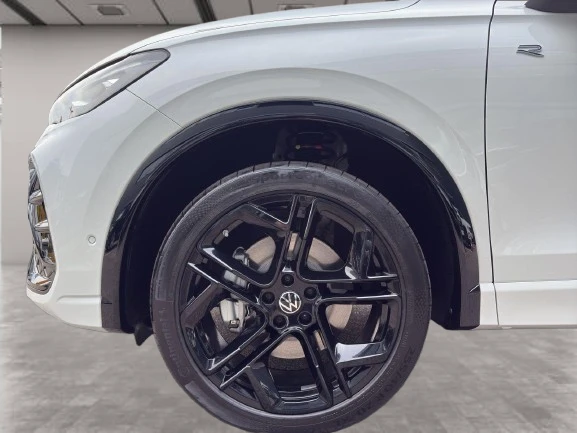 VW Tiguan 2.0 TSI 4Motion = R-Line = Black Style Гаранция - изображение 5