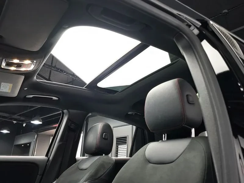 Mercedes-Benz GLA 250, снимка 13 - Автомобили и джипове - 54736341