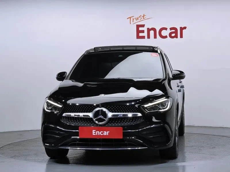 Mercedes-Benz GLA 250, снимка 3 - Автомобили и джипове - 54736341