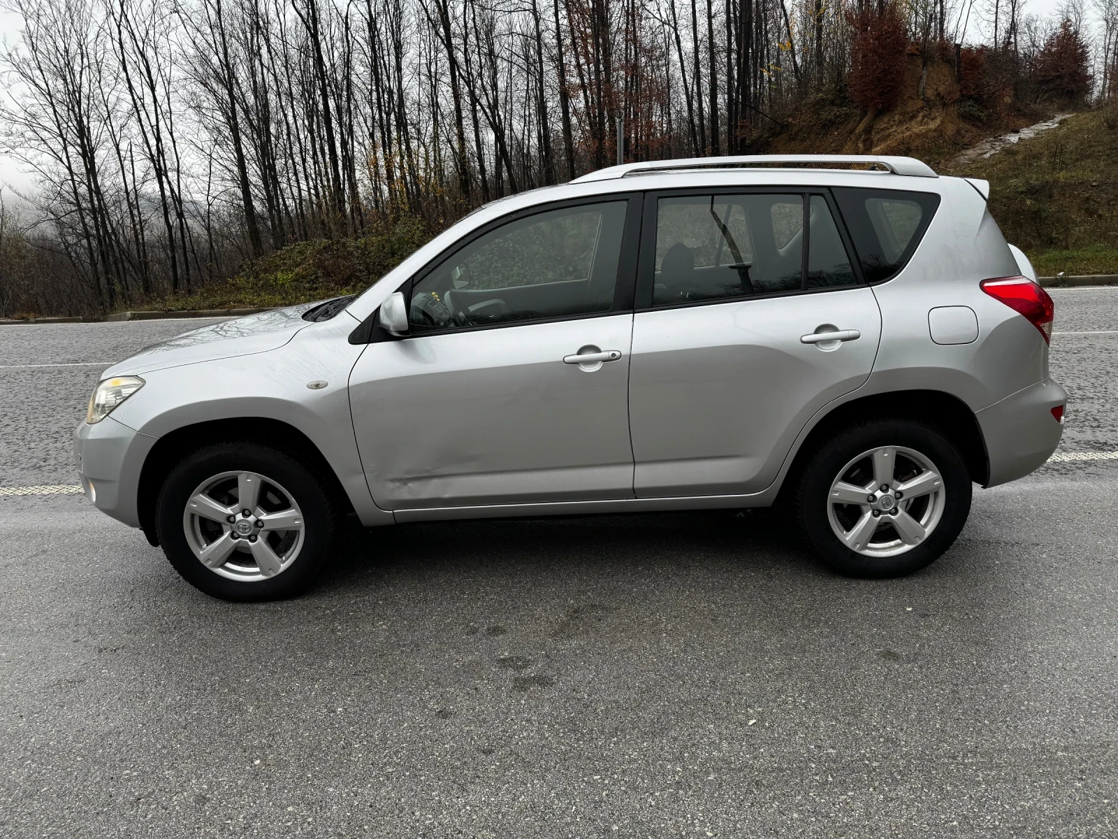 Toyota Rav4 D4D 136 - 4X4 - изображение 4