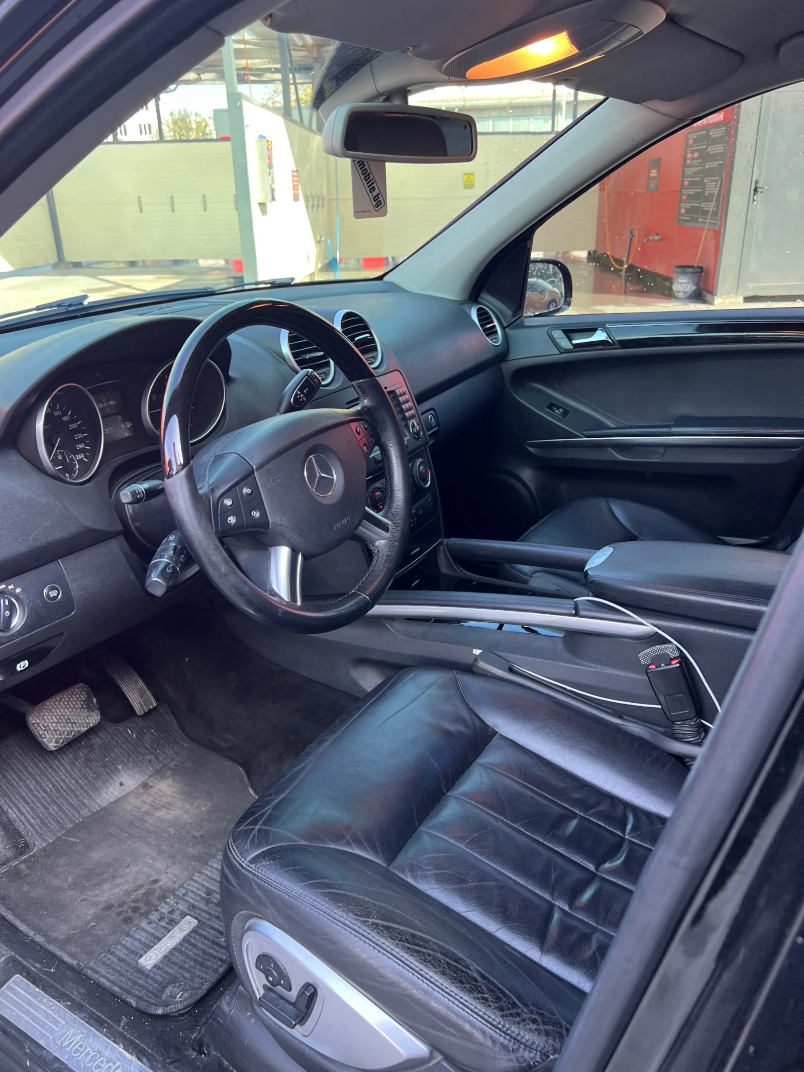 Mercedes-Benz ML 320  - изображение 6