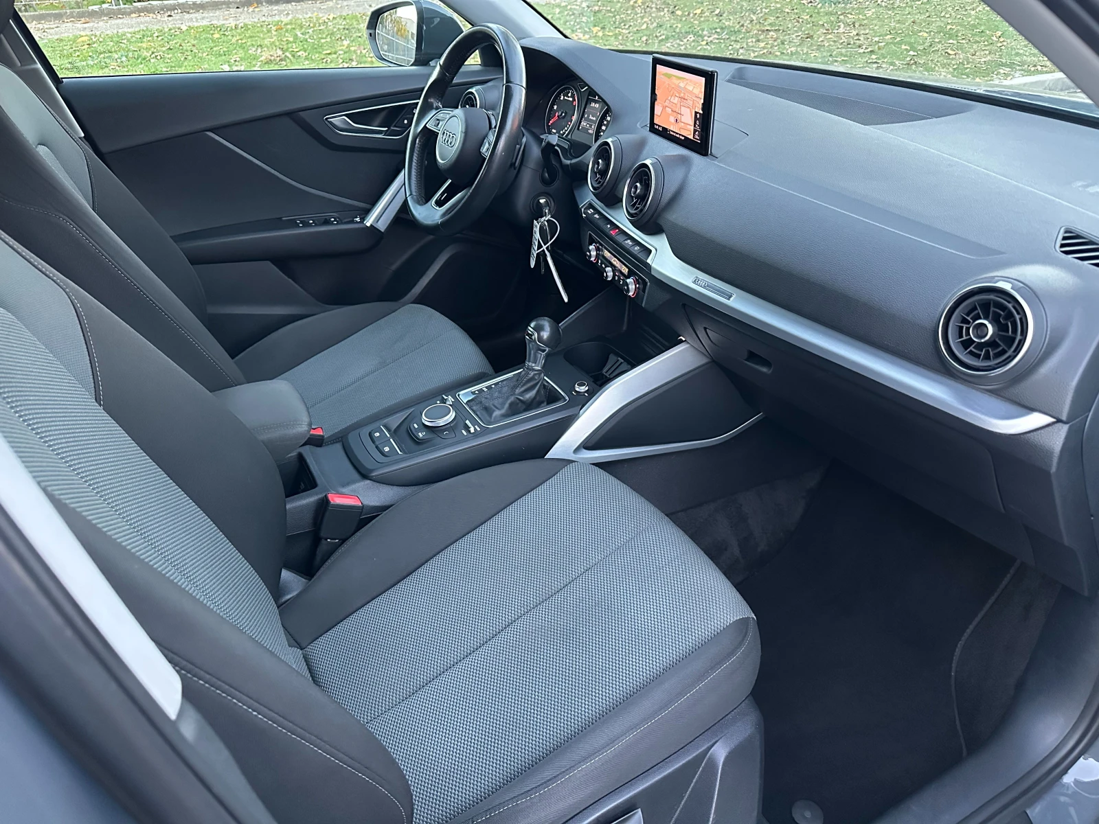 Audi Q2 30TDI S Tronic 116к.с DISTRONIC* FULL LED - изображение 10