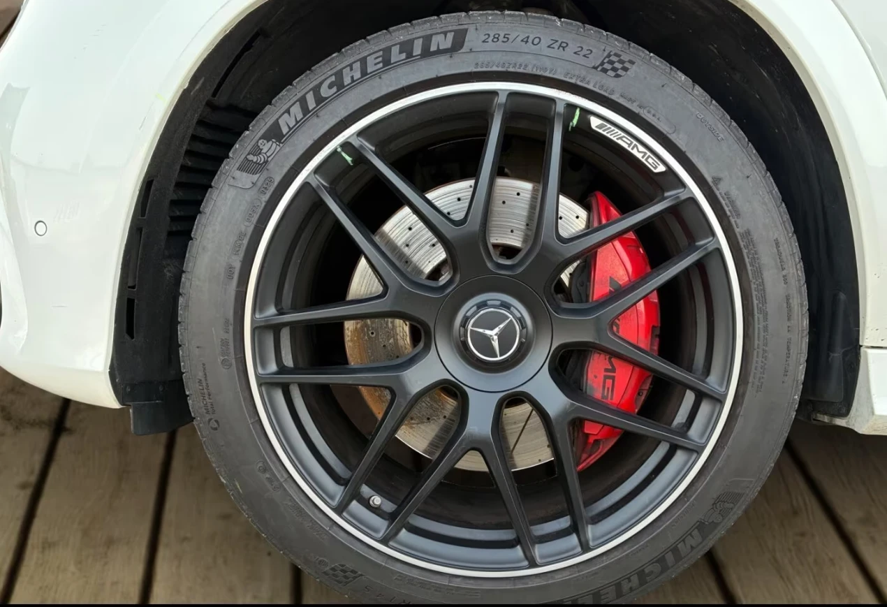 Mercedes-Benz GLE 63 S AMG /4-MATIC/COUPE/FACELIFT/CARBON/NIGHT/PANO/BURM/360, снимка 6 - Автомобили и джипове - 54120987