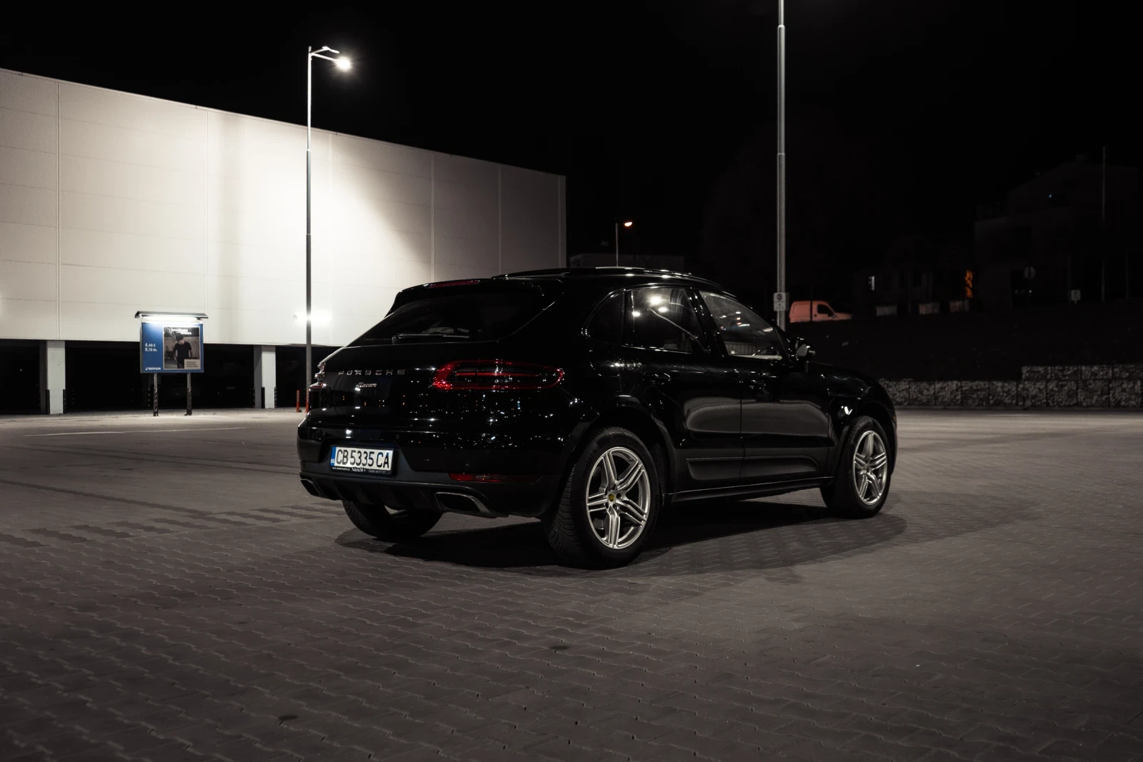 Porsche Macan 2.0 T PDK, снимка 3 - Автомобили и джипове - 54230575
