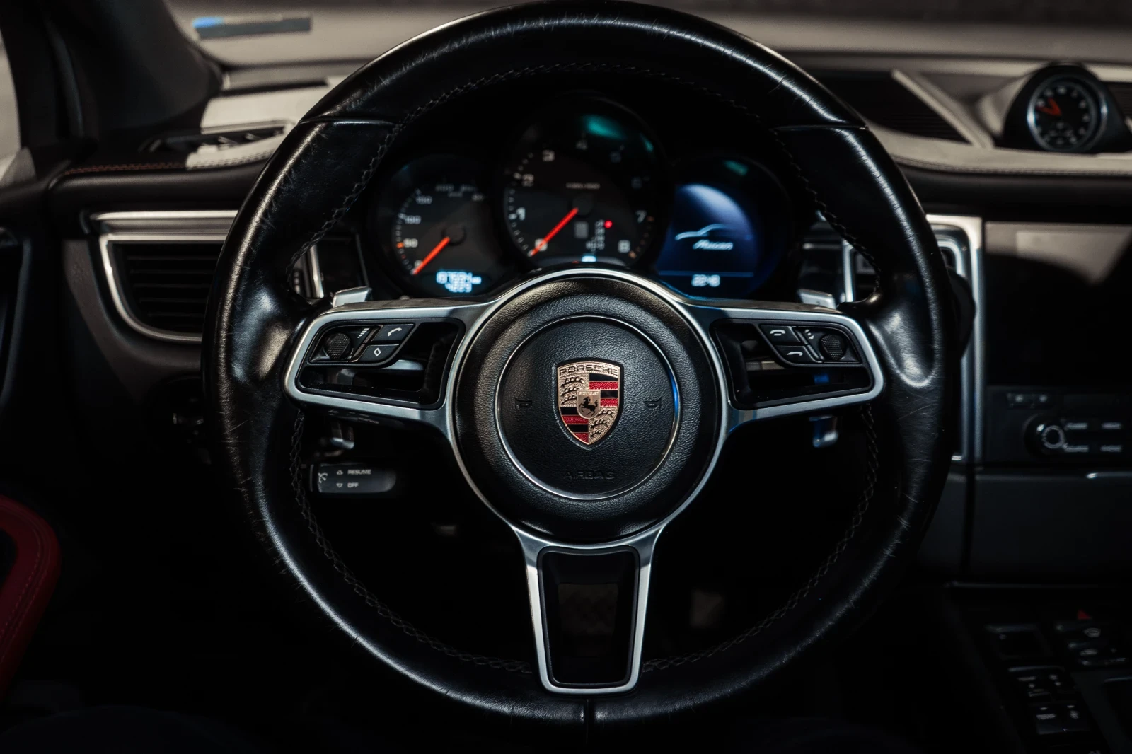 Porsche Macan 2.0 T PDK, снимка 8 - Автомобили и джипове - 54230575