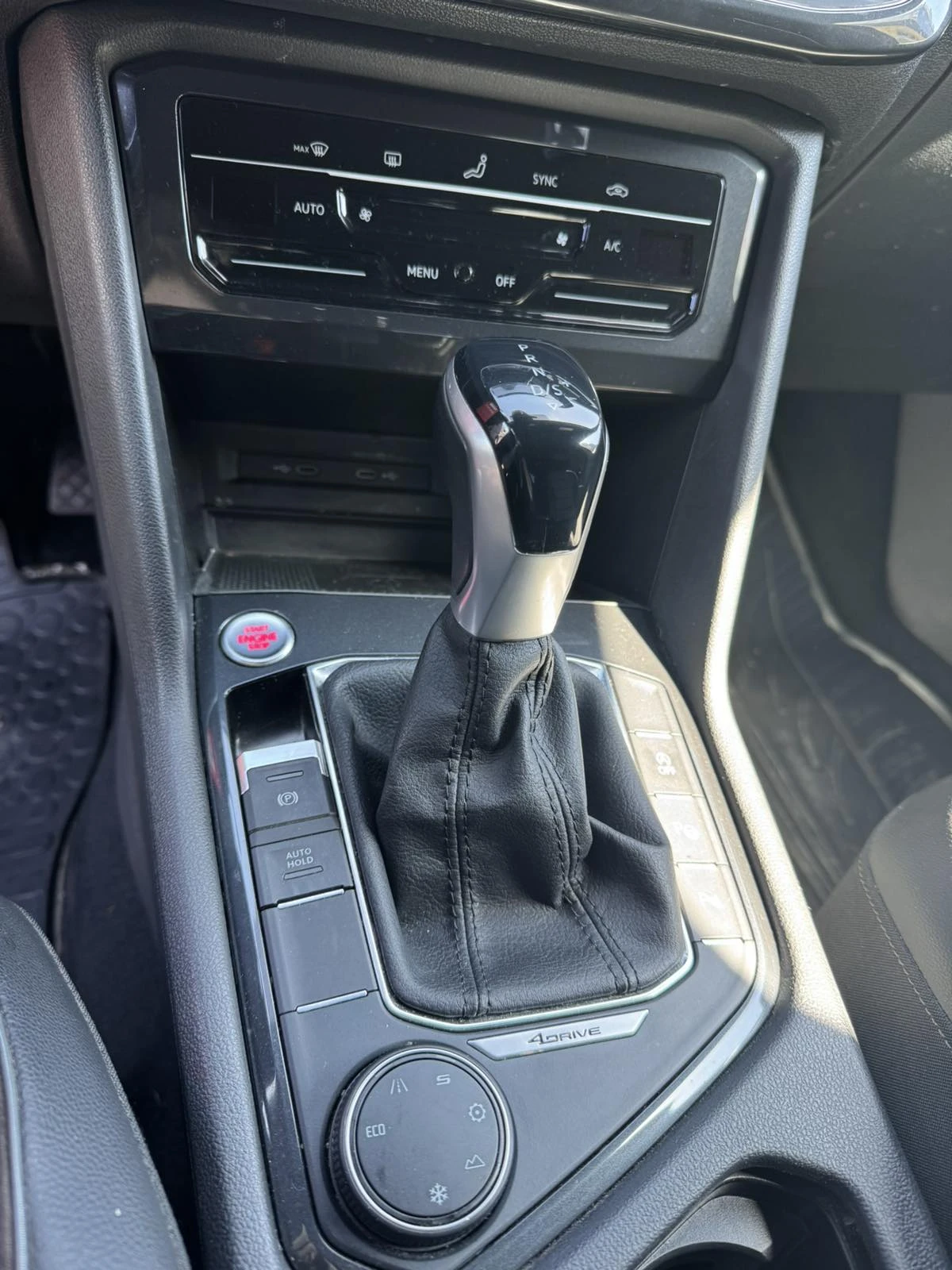 Seat Tarraco 2.0 TDI 200hp 4X4 XCELLENCE 7-местен, снимка 13 - Автомобили и джипове - 54412063