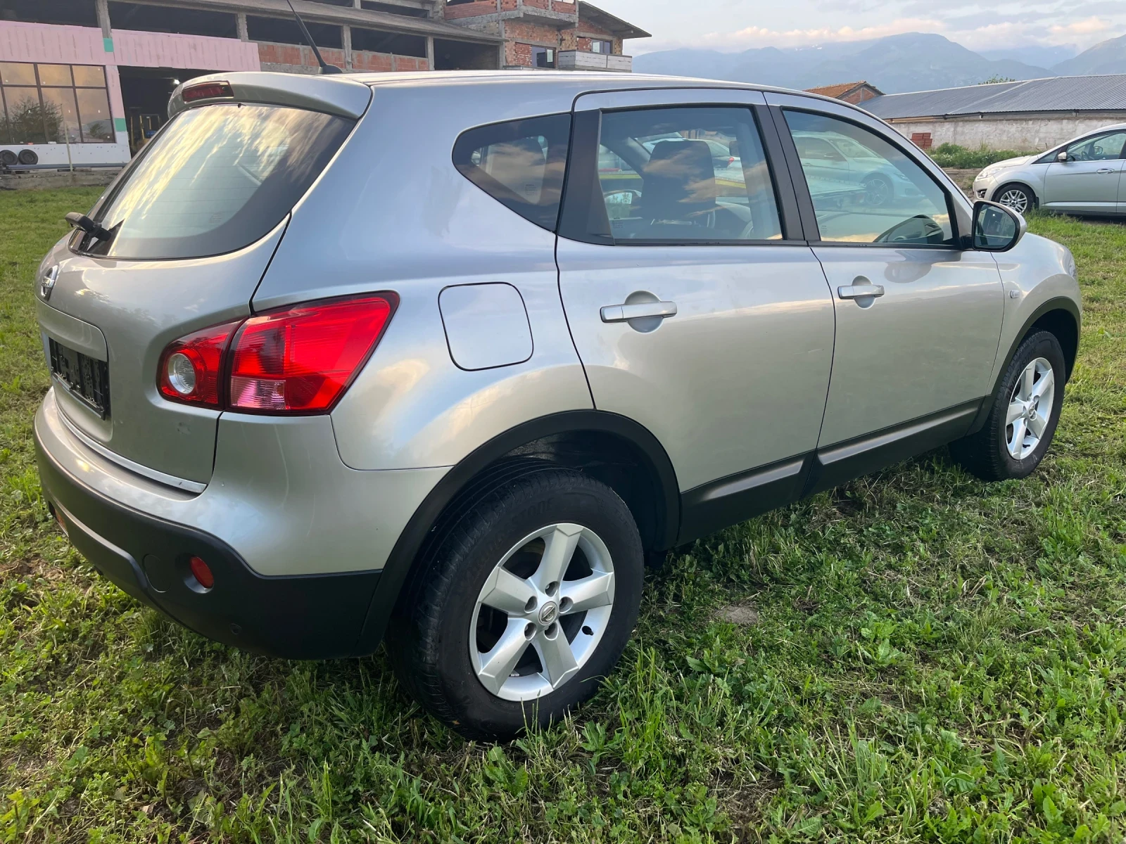 Nissan Qashqai 1, 6 Benzin Acenta, снимка 6 - Автомобили и джипове - 54513841