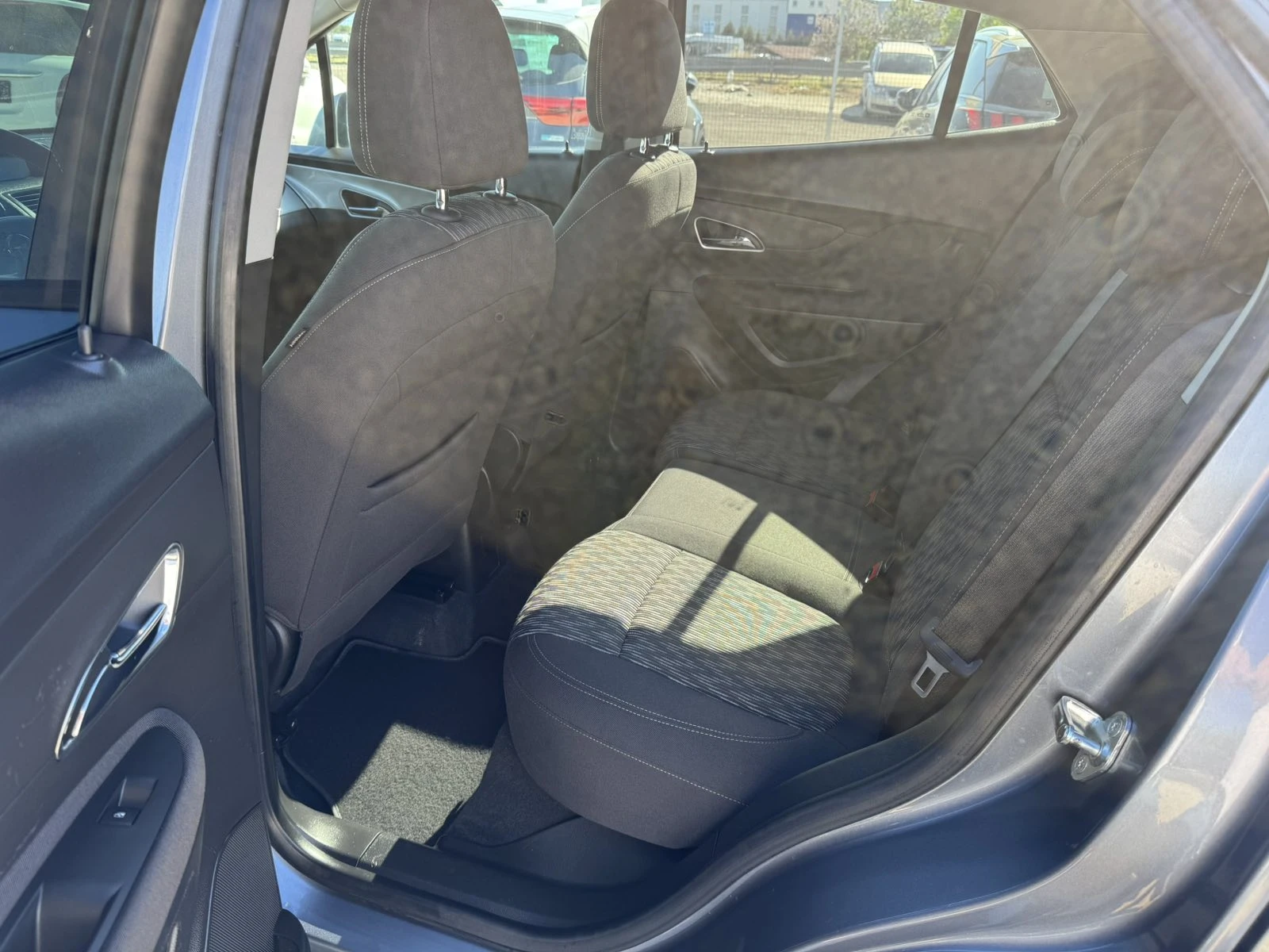 Opel Mokka 1.7cdti , снимка 8 - Автомобили и джипове - 54555153