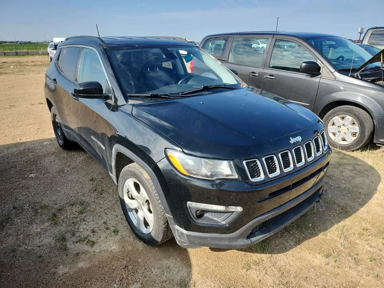 Jeep Compass * NORTH * CARFAX * БЕЗ ПЪРВОНАЧАЛНА ВНОСКА, снимка 2 - Автомобили и джипове - 54885054