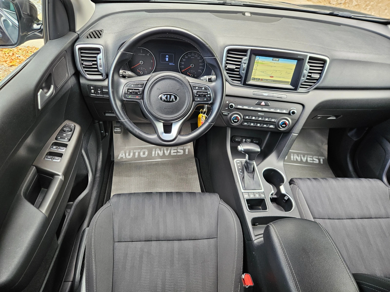 Kia Sportage AVTOMAT/NAVI/99000kl., снимка 12 - Автомобили и джипове - 55152895