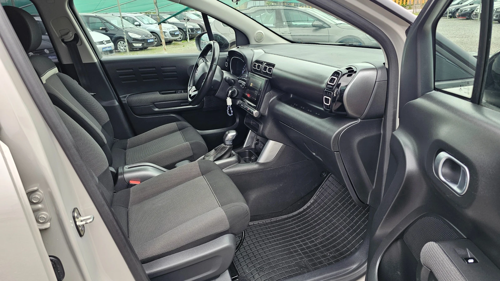 Citroen C3 Aircross 1.2i Avtomatik, снимка 13 - Автомобили и джипове - 55218282