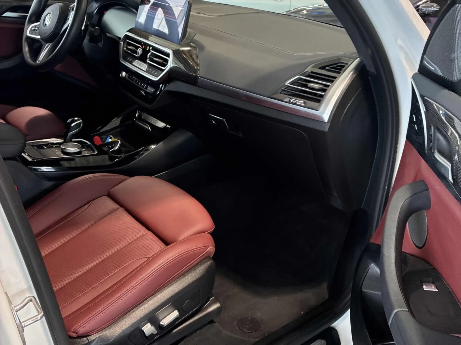 BMW X3 xDrive30i / M ПАКЕТ / HUD / H&K / 360 / ДИСТРОНИК, снимка 11 - Автомобили и джипове - 55338629