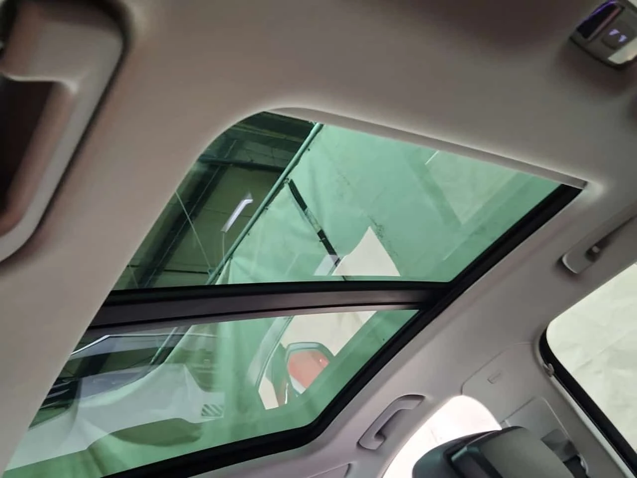 Audi Q3 * PROGRESSIV * CARFAX * ОПЦИЯ ЗА ФИНАНСИРАНЕ * , снимка 12 - Автомобили и джипове - 55785060