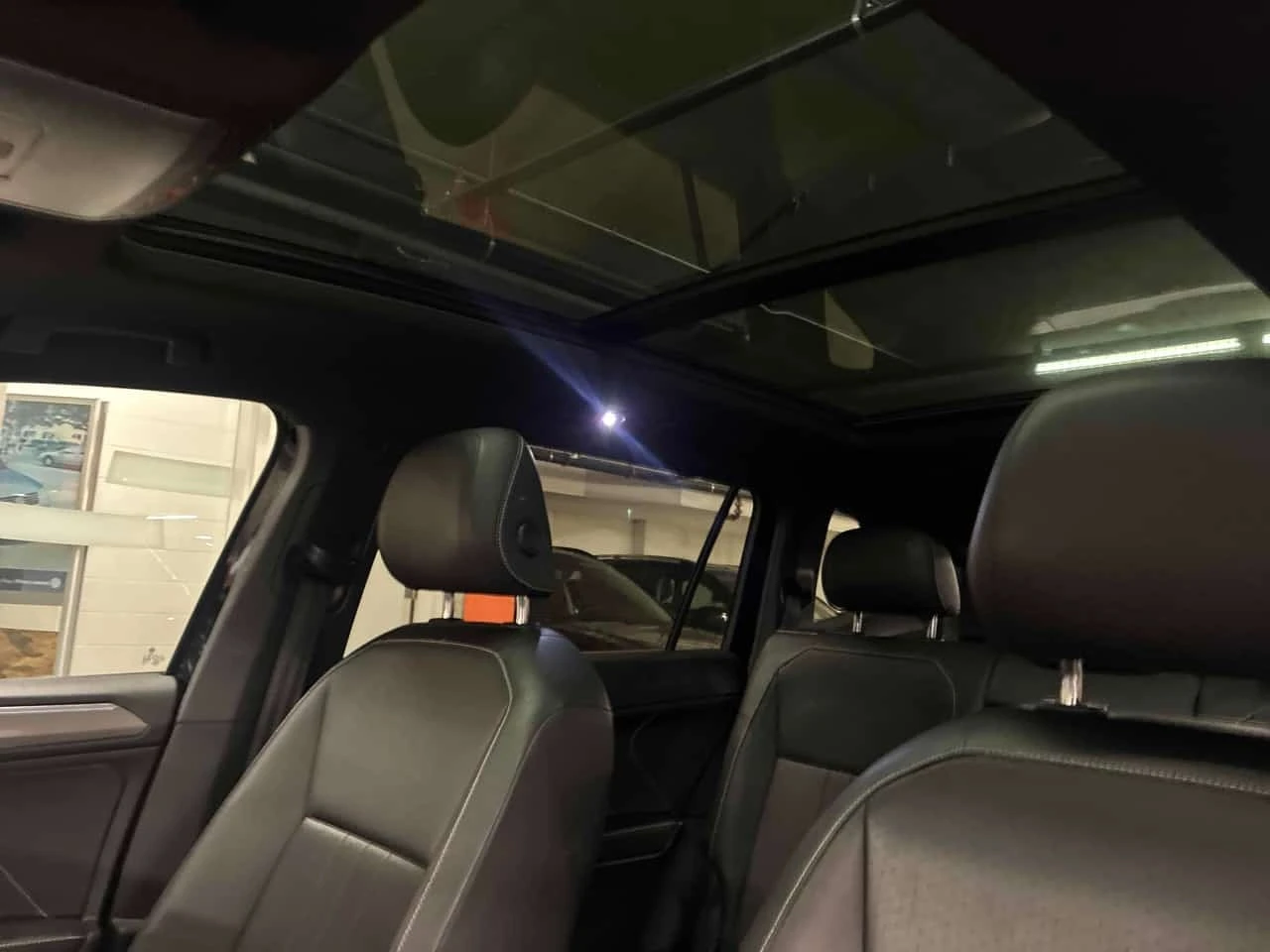 VW Tiguan * Comfortline R Line Black Edition* ����������*  | Mobile.bg � ����������� 11