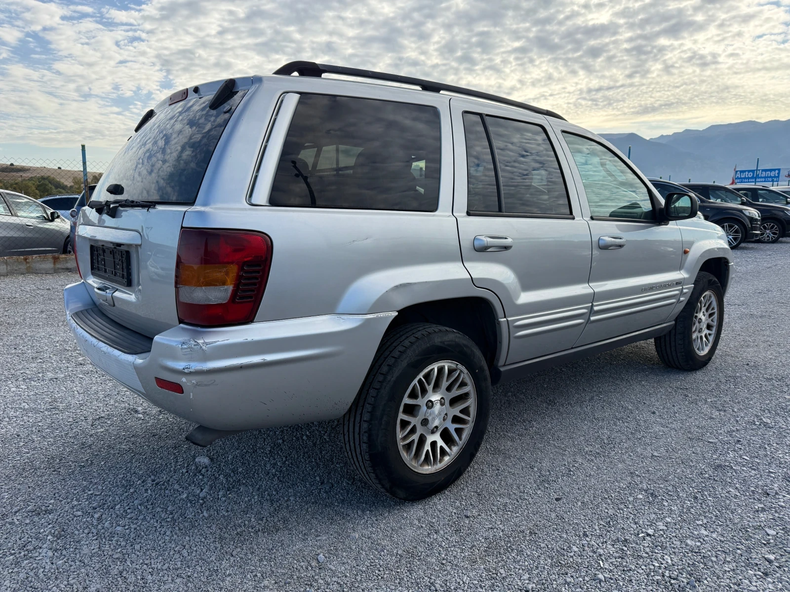 Jeep Grand cherokee 2.7, снимка 4 - Автомобили и джипове - 56416527