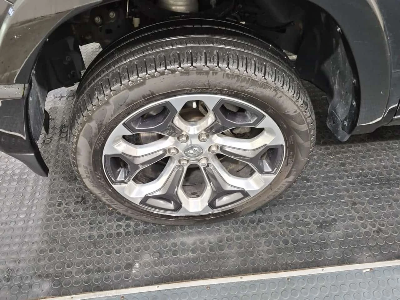 Dodge RAM 1500 5.7 HEMI * Limited * 4WD * ��������� * �������� *  | Mobile.bg � ����������� 13