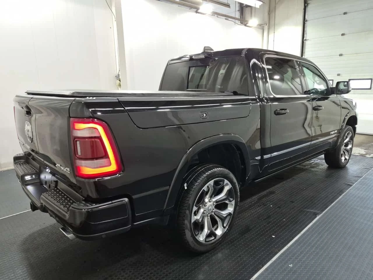 Dodge RAM 1500 5.7 HEMI * Limited * 4WD * ��������� * �������� *  | Mobile.bg � ����������� 3