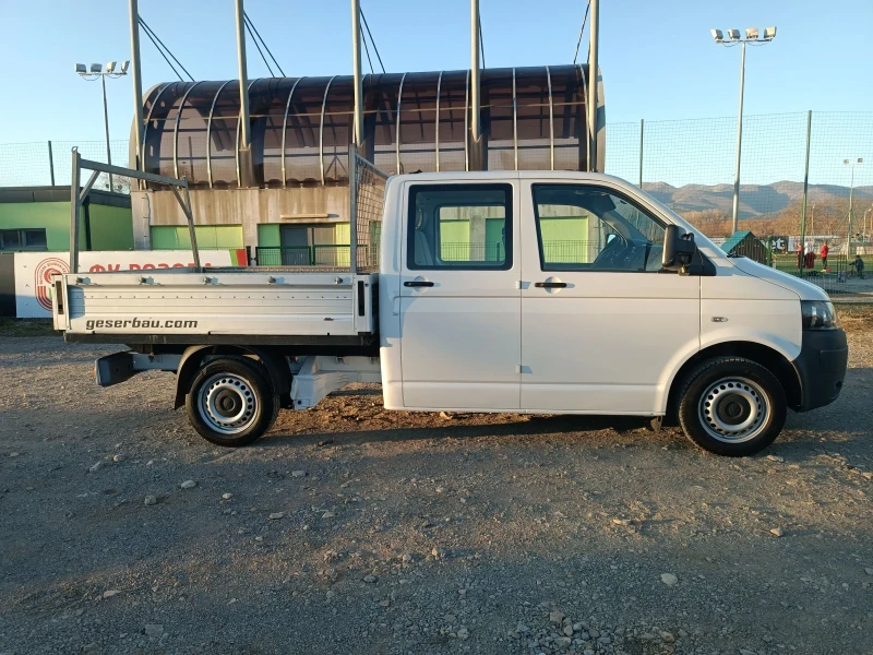 VW T5 2.0TDI НОВ ВНОС , снимка 4 - Бусове и автобуси - 49379042