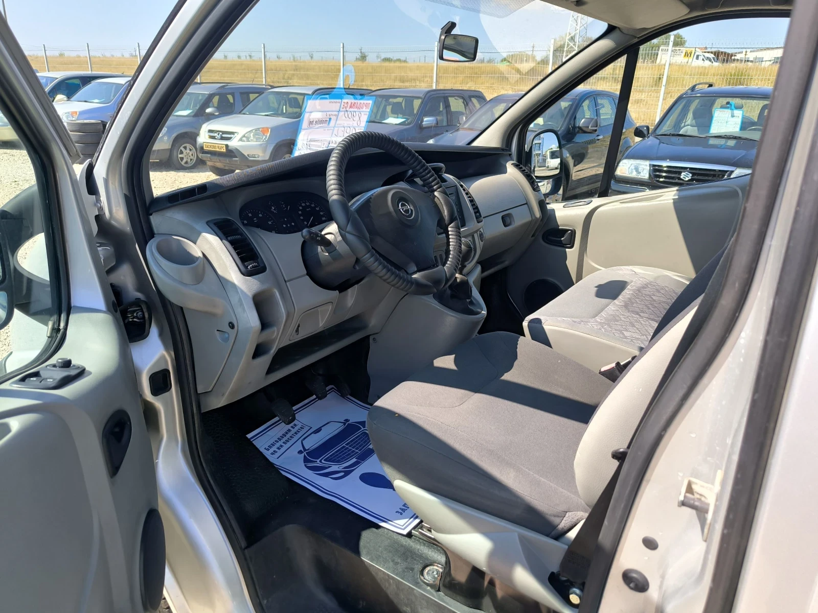 Opel Vivaro 1.9TD - изображение 6