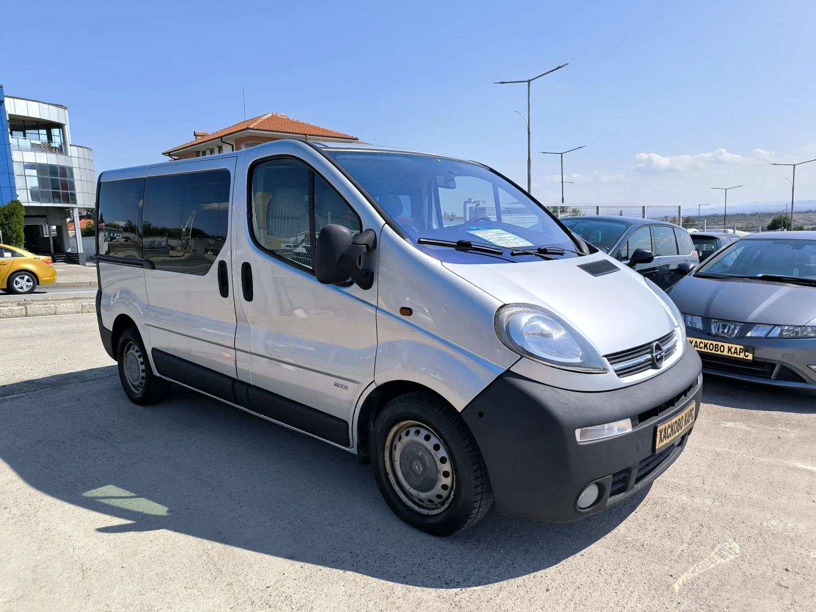 Opel Vivaro 1.9TD - изображение 2