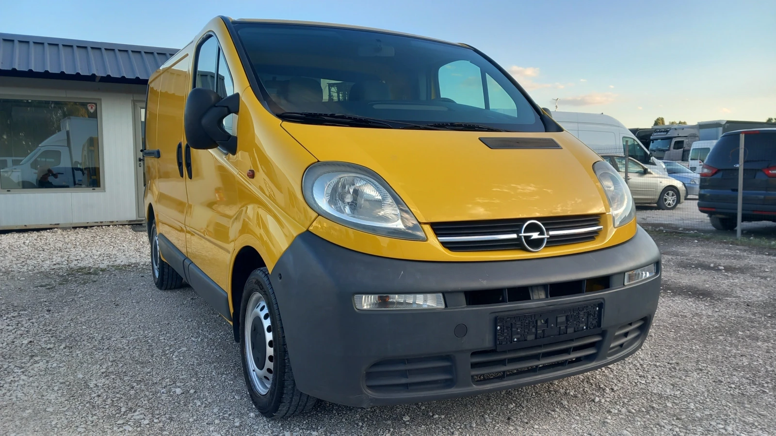 Renault Trafic 1.9DCI - изображение 2