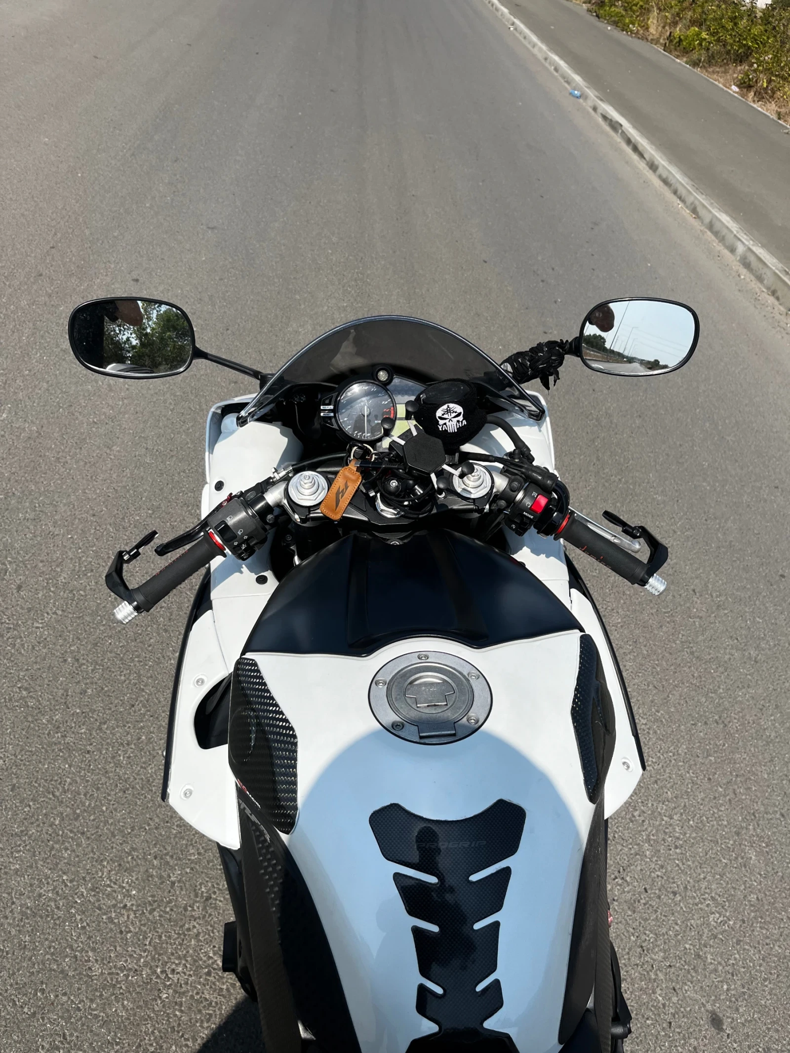 Yamaha YZF-R1 Big bang  - изображение 6