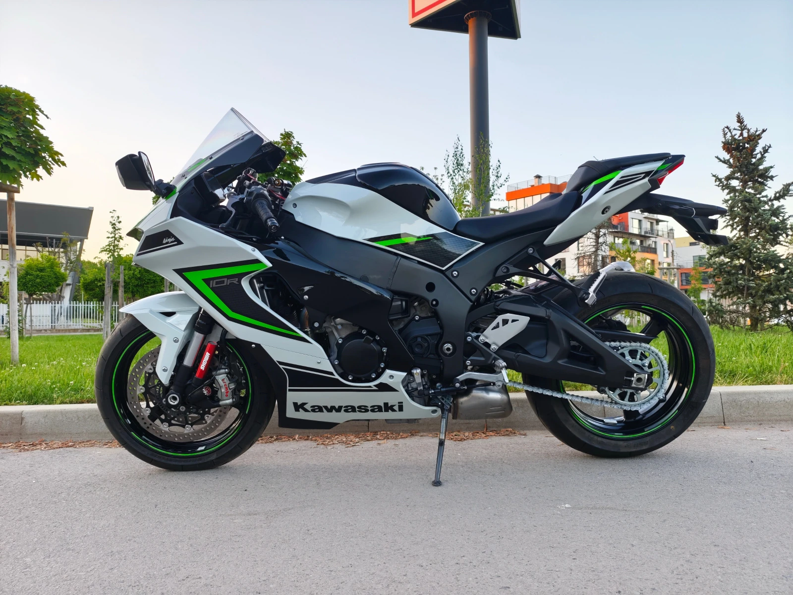 Kawasaki Zx 10R, снимка 2 - Мотоциклети и мототехника - 54632531