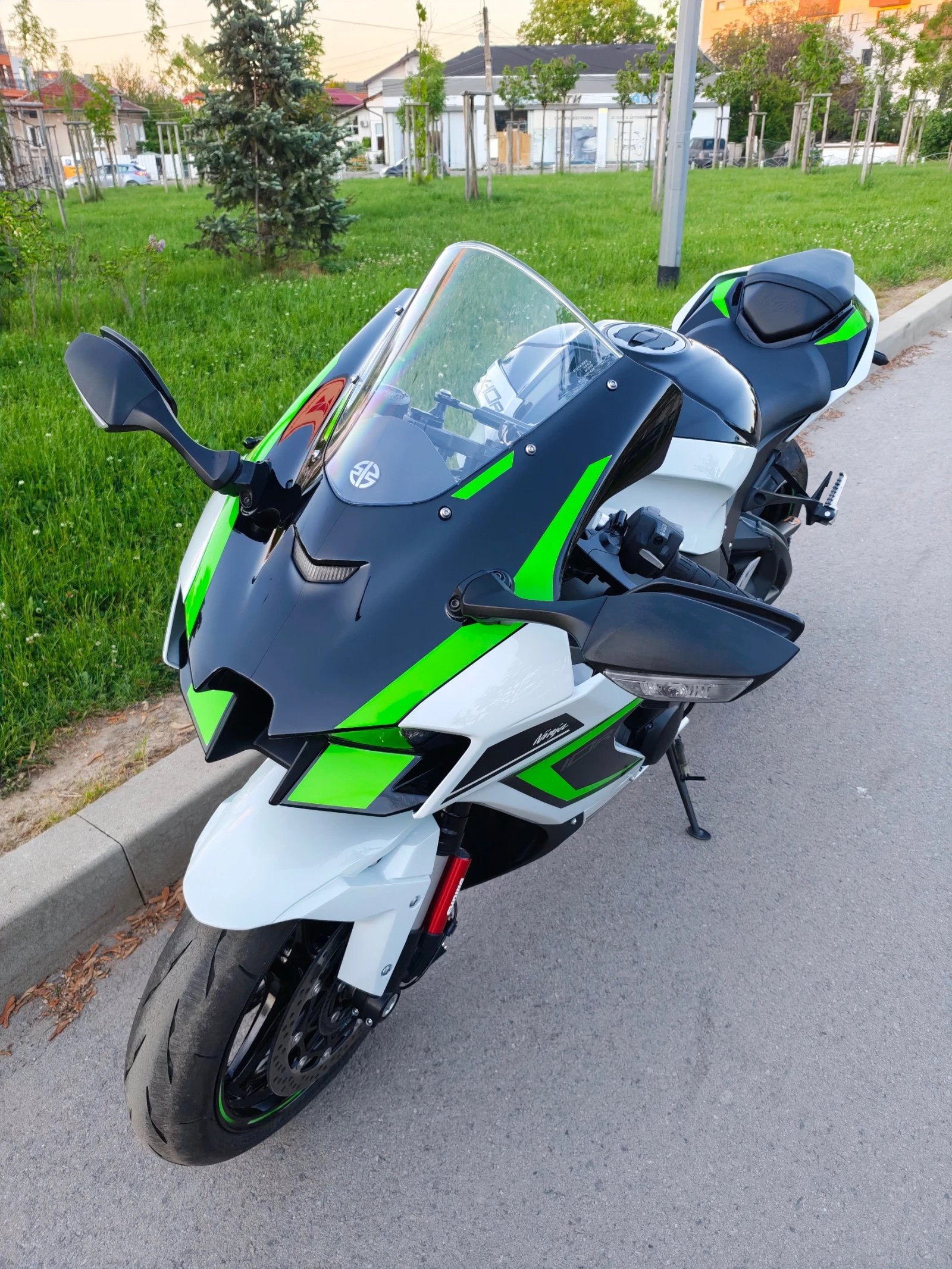 Kawasaki Zx 10R, снимка 12 - Мотоциклети и мототехника - 54632531