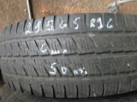 Гуми Зимни 215/65R16, снимка 1