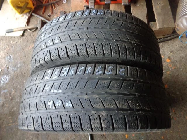 Гуми Зимни 215/65R15, снимка 14 - Гуми и джанти - 20253808