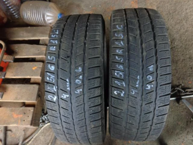 Гуми Зимни 215/65R15, снимка 2 - Гуми и джанти - 20253808