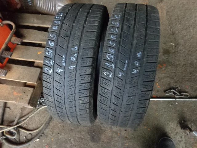 Гуми Зимни 215/65R15, снимка 5 - Гуми и джанти - 20253808